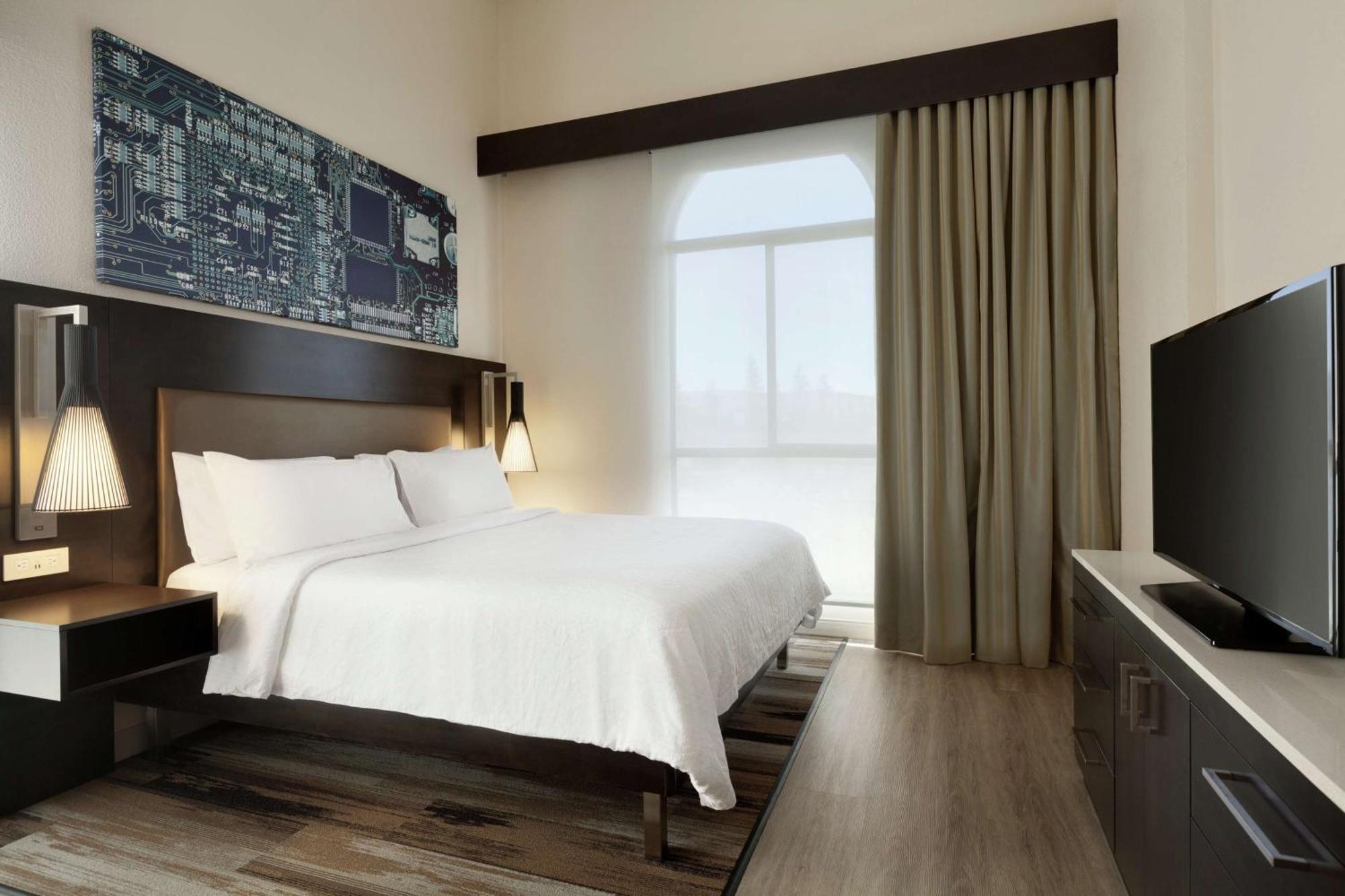Hilton Garden Inn Cupertino Bagian luar foto