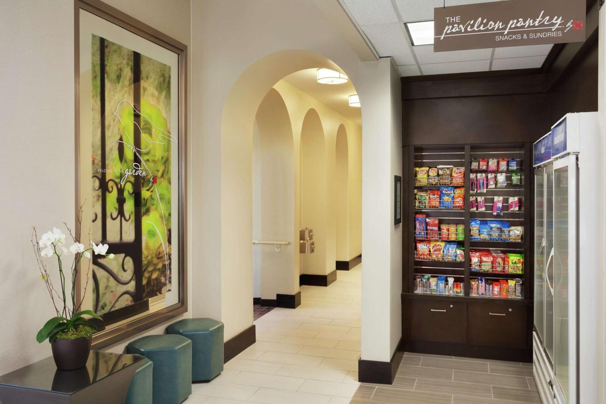 Hilton Garden Inn Cupertino Bagian luar foto