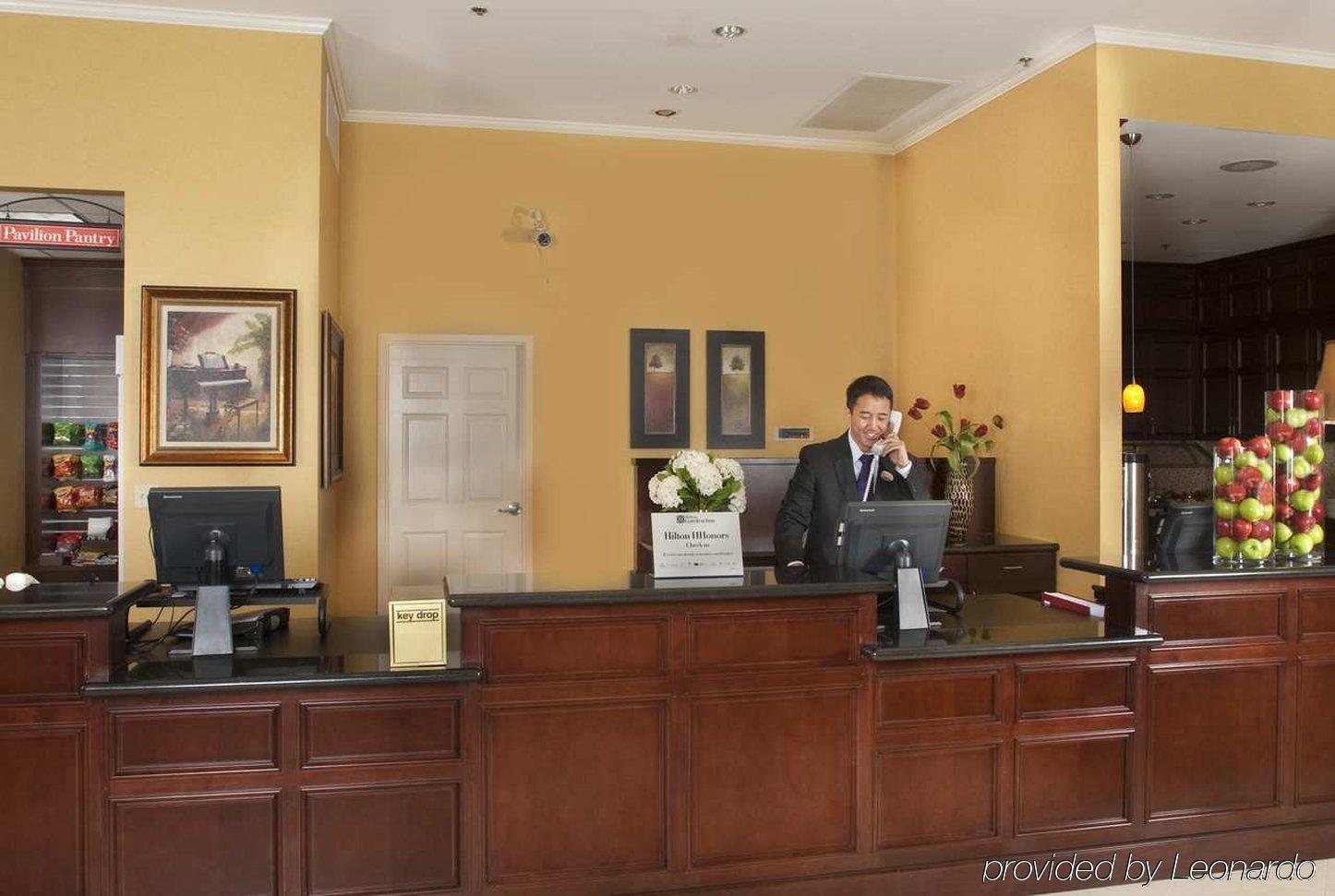 Hilton Garden Inn Cupertino Bagian luar foto