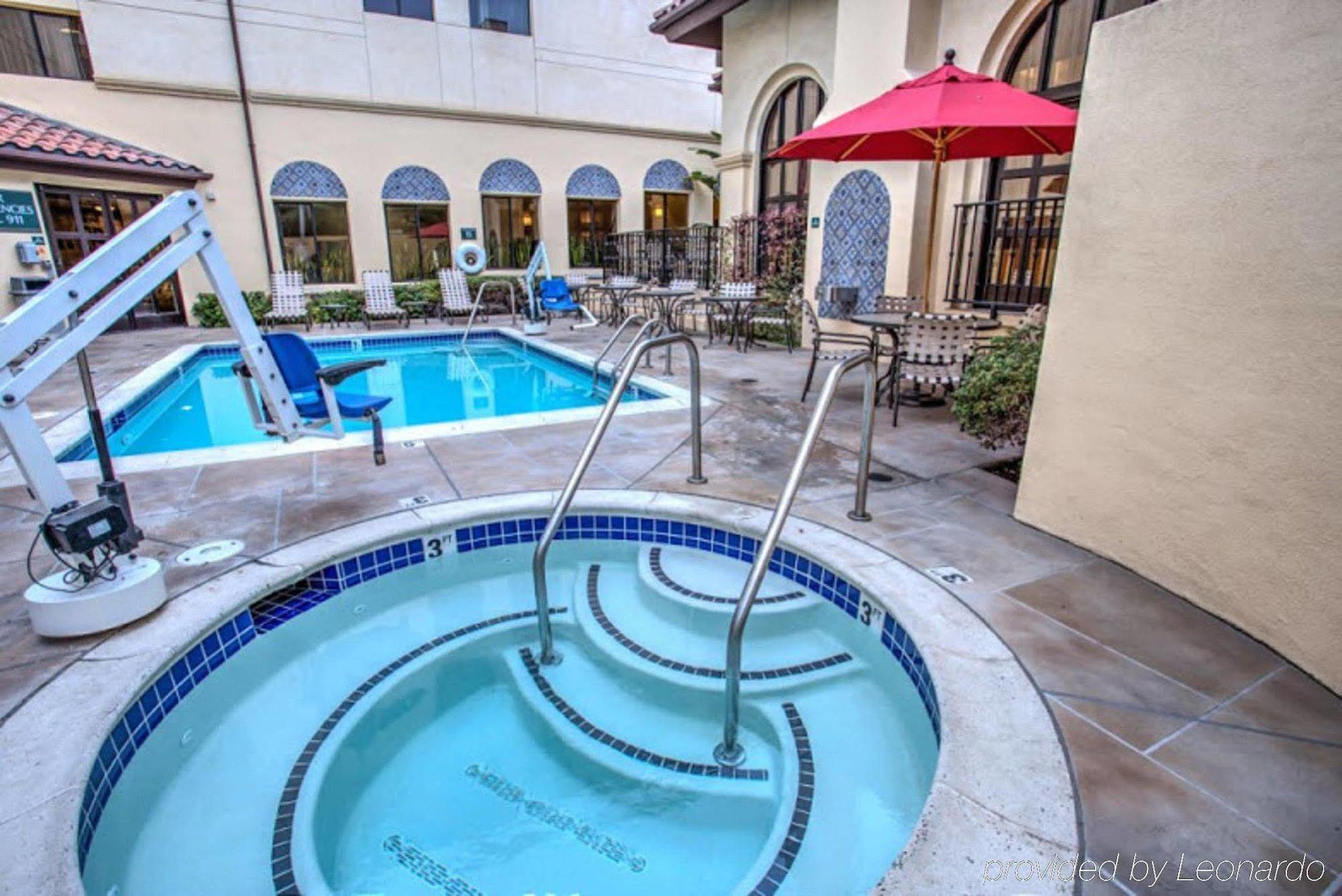 Hilton Garden Inn Cupertino Bagian luar foto