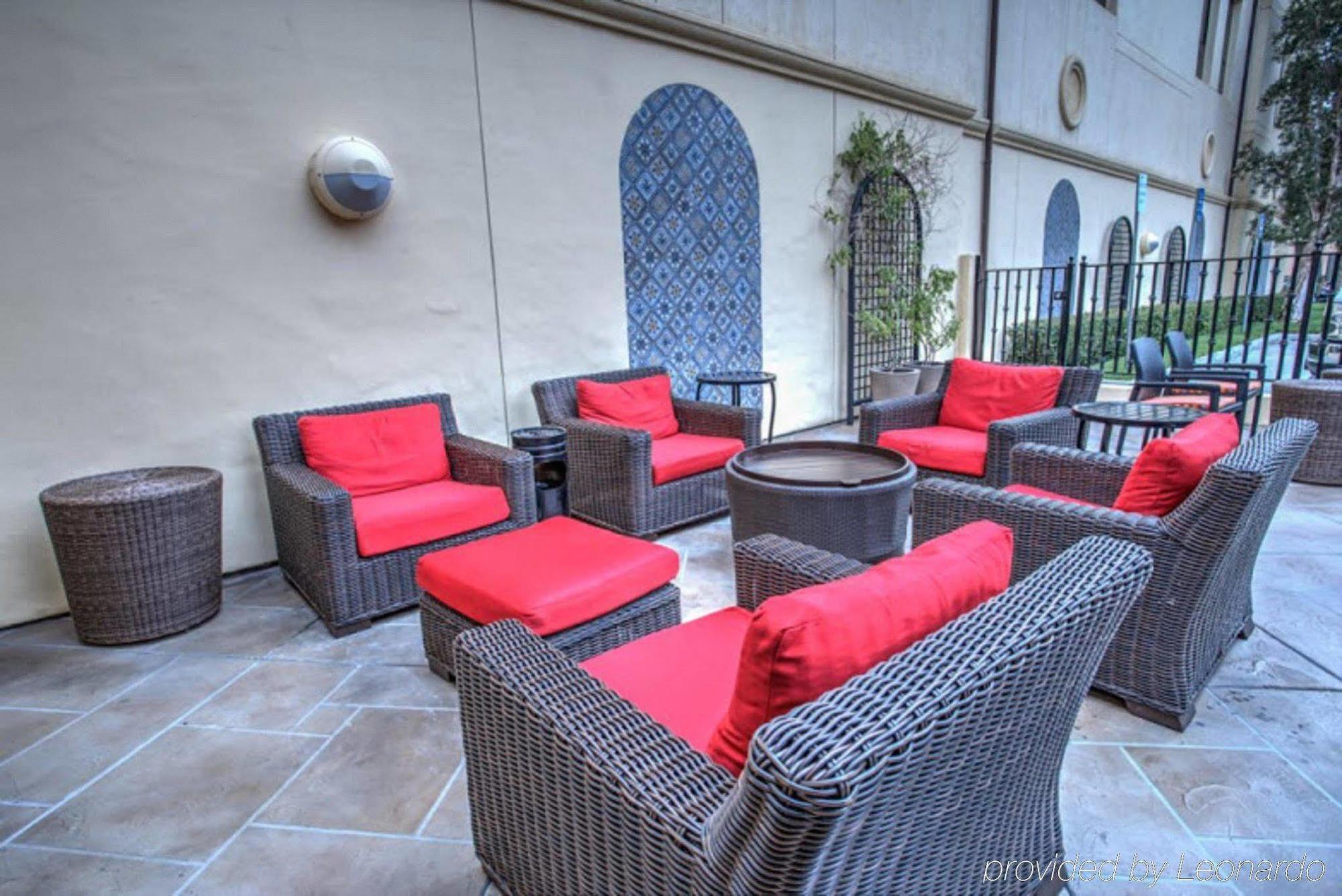 Hilton Garden Inn Cupertino Bagian luar foto