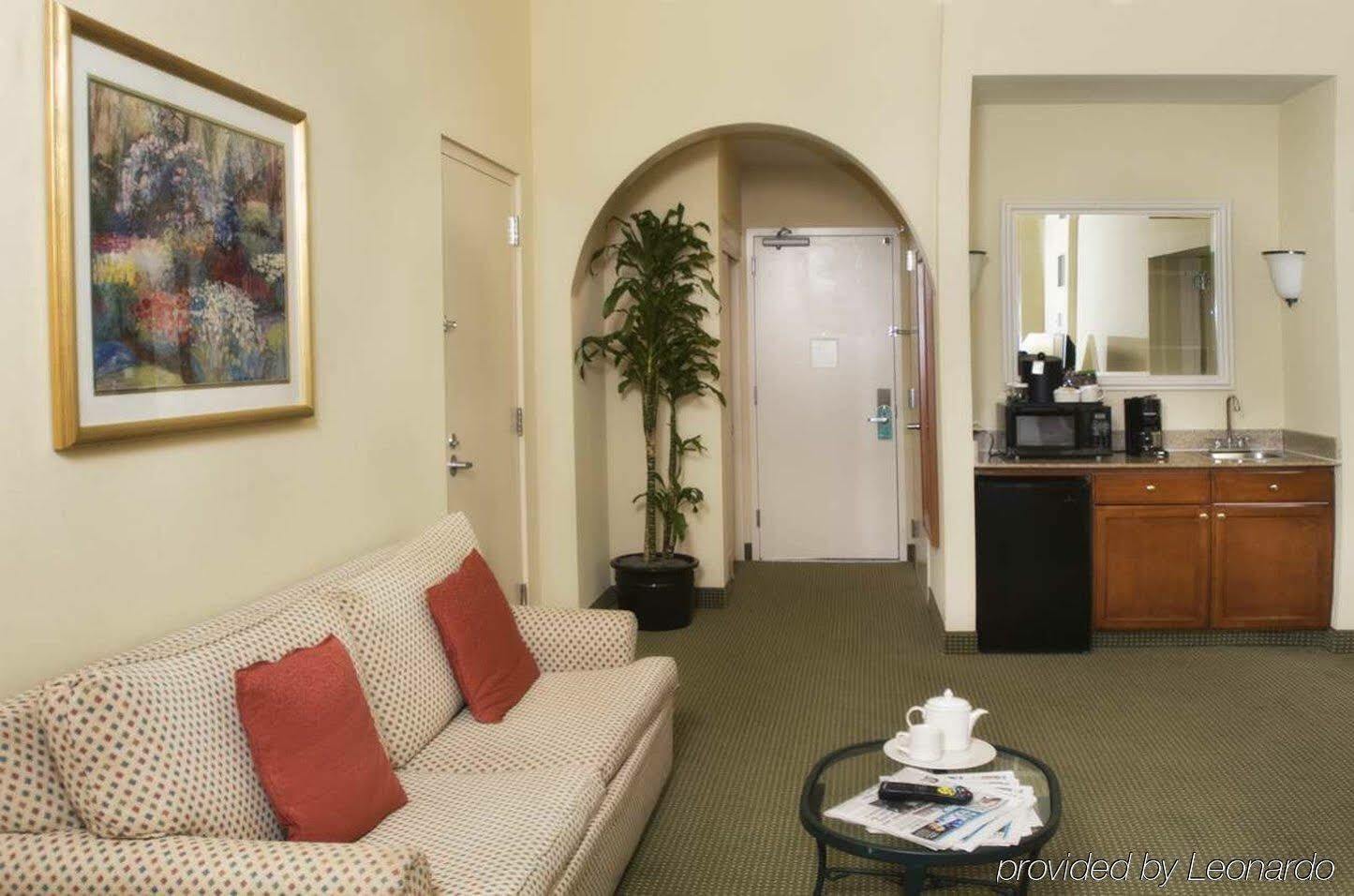 Hilton Garden Inn Cupertino Bagian luar foto